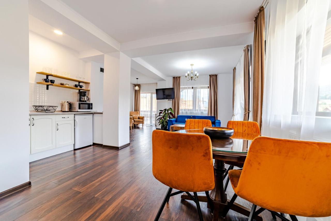 Yael Luxury 3