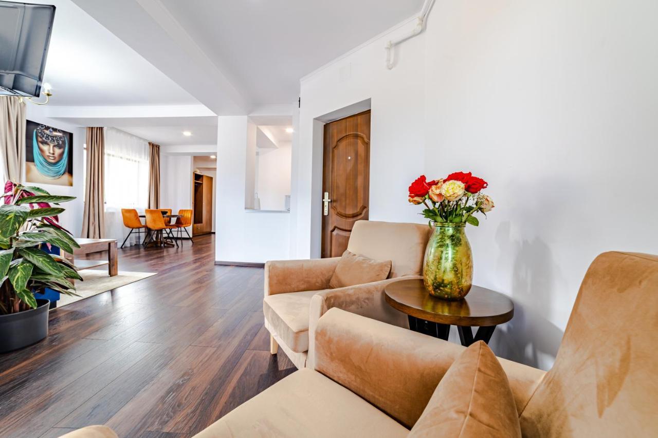 Aparthotel Yael Luxury 3
