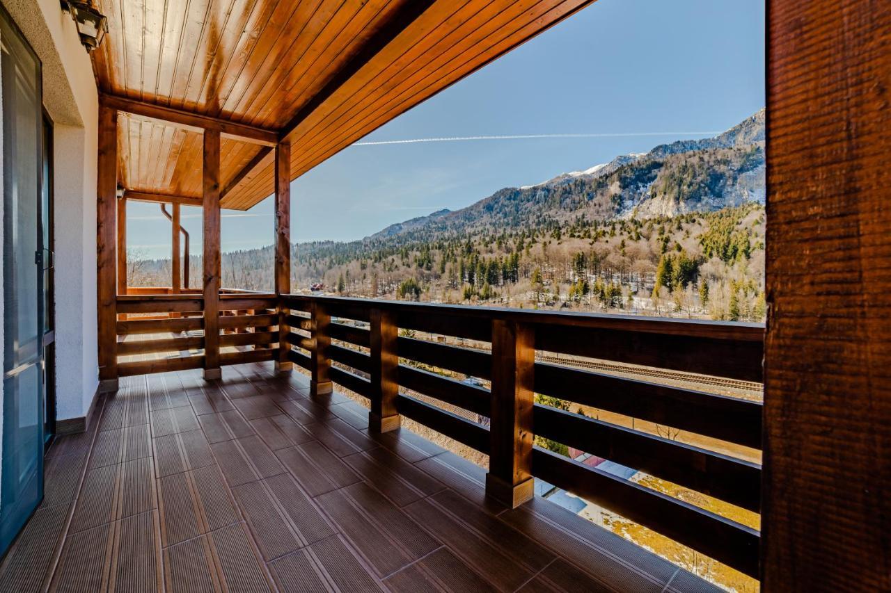 Yael Luxury 3 Aparthotel Buşteni