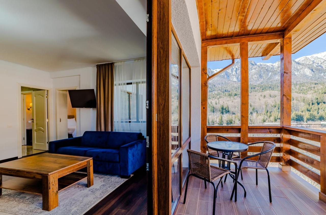 Yael Luxury 3 *